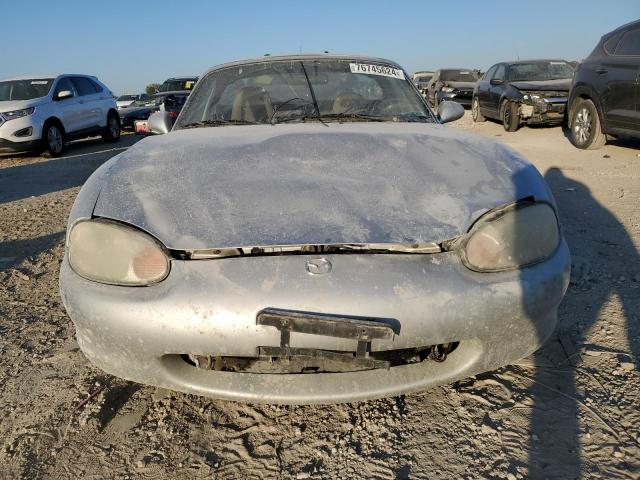 Photo 5 from auction – 1999 MAZDA MX-5 MIATA with VIN JM1NB3530X0122419