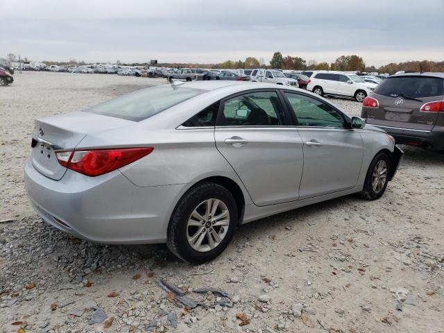 Photo 3 from auction – 2013 HYUNDAI SONATA GLS with VIN 5NPEB4AC9DH711883