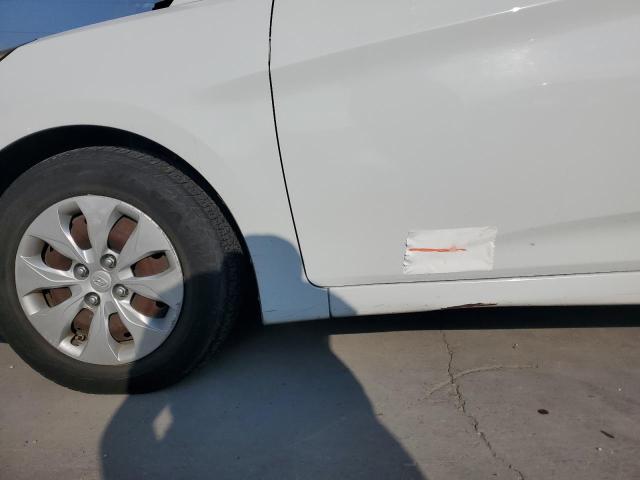 Photo 12 from auction – 2017 HYUNDAI ACCENT SE with VIN KMHCT5AE1HU359689