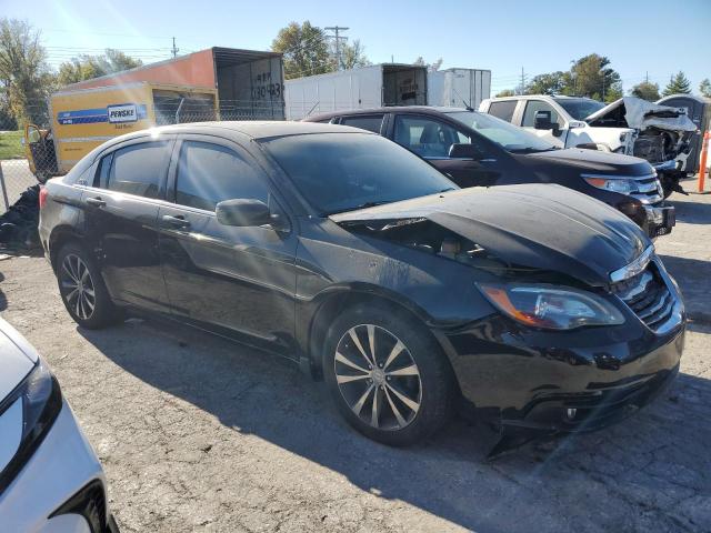 Photo 4 from auction – 2013 CHRYSLER 200 TOURIN with VIN 1C3CCBBBXDN577808