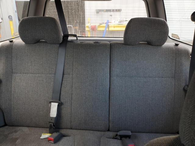 Photo 10 from auction – 2002 SUBARU FORESTER L with VIN JF1SF63592H743896