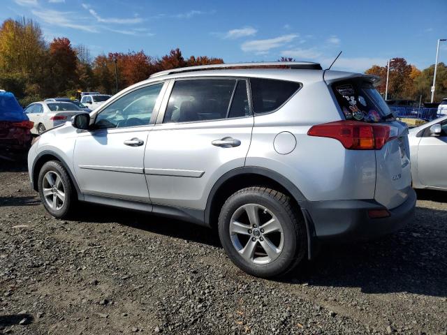 Photo 2 from auction – 2015 TOYOTA RAV4 XLE with VIN 2T3RFREV9FW307041