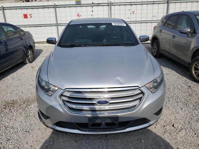 Photo 5 from auction – 2015 FORD TAURUS LIM with VIN 1FAHP2F82FG105961
