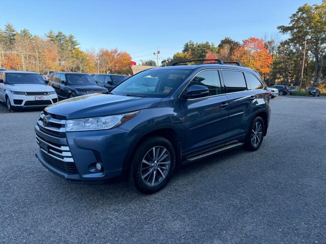 Photo 2 from auction – 2017 TOYOTA HIGHLANDER with VIN 5TDJZRFH0HS415162