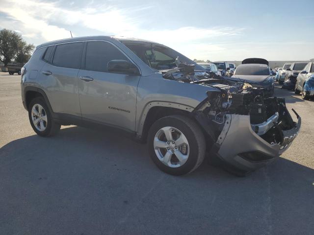 Photo 4 from auction – 2022 JEEP COMPASS LA with VIN 3C4NJDBB0NT170023