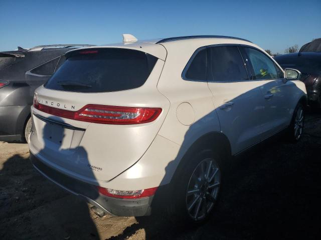Photo 3 from auction – 2019 LINCOLN MKC RESERV with VIN 5LMCJ3C9XKUL43523