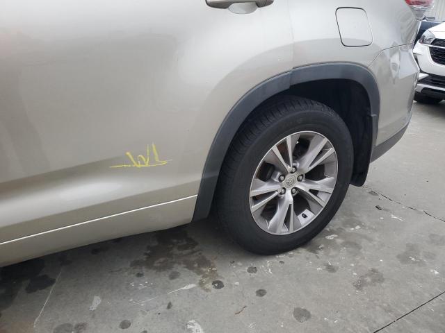 Foto 13 de la subasta – 2014 TOYOTA HIGHLANDER con VIN 5TDJKRFH4ES058410