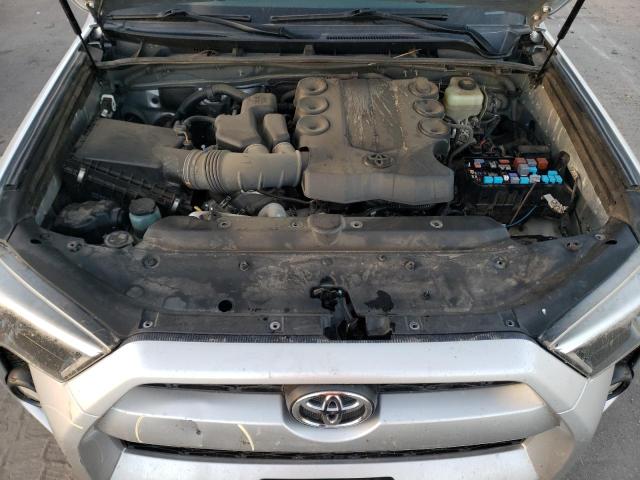 Photo 12 from auction – 2017 TOYOTA 4RUNNER SR with VIN JTEBU5JR3H5449948
