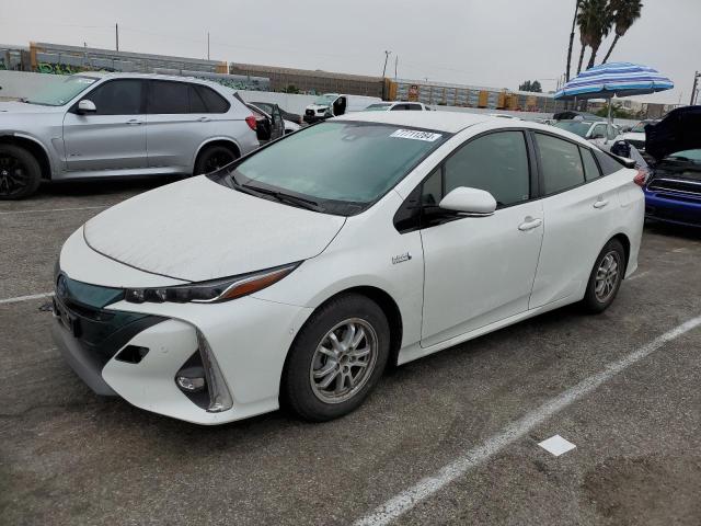 TOYOTA PRIUS PRIM 2017 with VIN JTDKARFP5H3031737 - Photo from auction