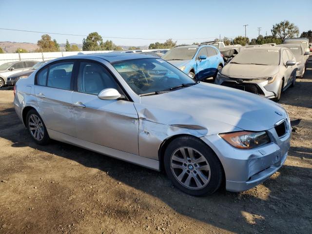 Photo 4 from auction – 2007 BMW 328 XI with VIN WBAVC93517KZ71755
