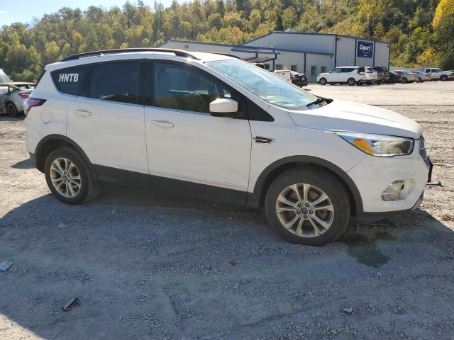 Photo 4 from auction – 2018 FORD ESCAPE SE with VIN 1FMCU9GD0JUA25498