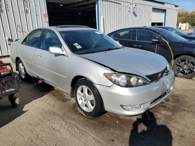 Photo 4 from auction – 2005 TOYOTA CAMRY LE with VIN 4T1BE32K55U966818