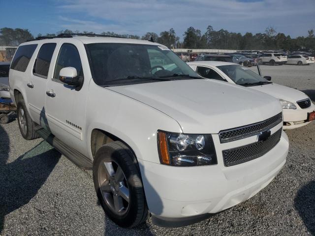 Photo 4 from auction – 2011 CHEVROLET SUBURBAN K with VIN 1GNSKHE36BR163343