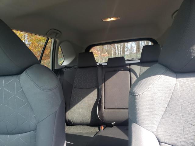 Photo 10 from auction – 2021 TOYOTA RAV4 XLE with VIN 2T3P1RFV0MW202065