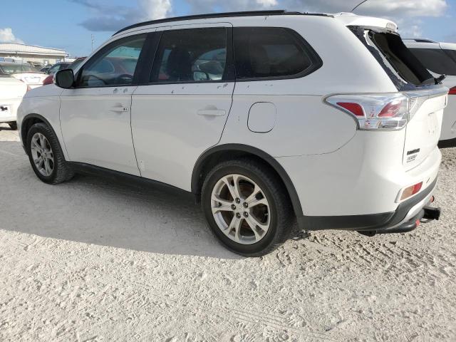 Photo 2 from auction – 2015 MITSUBISHI OUTLANDER with VIN JA4AD3A35FZ002277