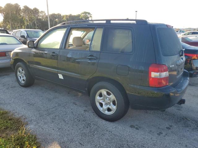 Photo 2 from auction – 2004 TOYOTA HIGHLANDER with VIN JTEGD21AX40089826