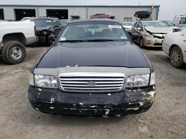 Foto 5 de la subasta – 2003 FORD CROWN VICT con VIN 2FAFP73W03X196001
