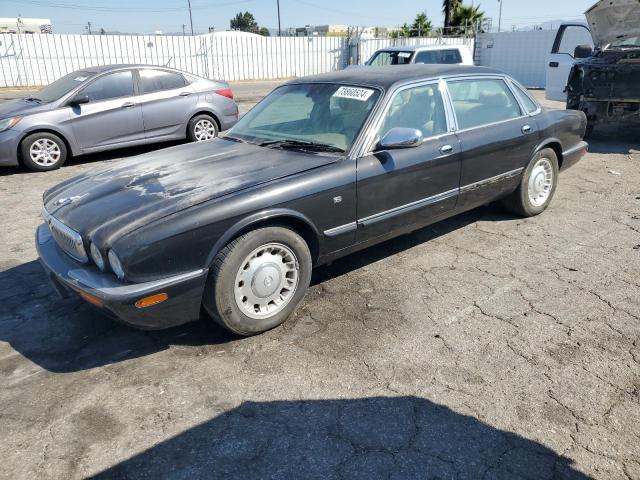 JAGUAR VANDENPLAS 2000 with VIN SAJDA24C3YLF20206 - Photo from auction