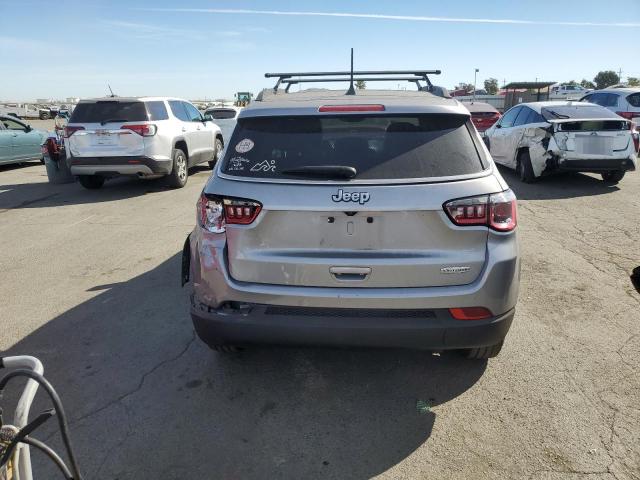 Foto 6 de la subasta – 2018 JEEP COMPASS LA con VIN 3C4NJCBB4JT286250