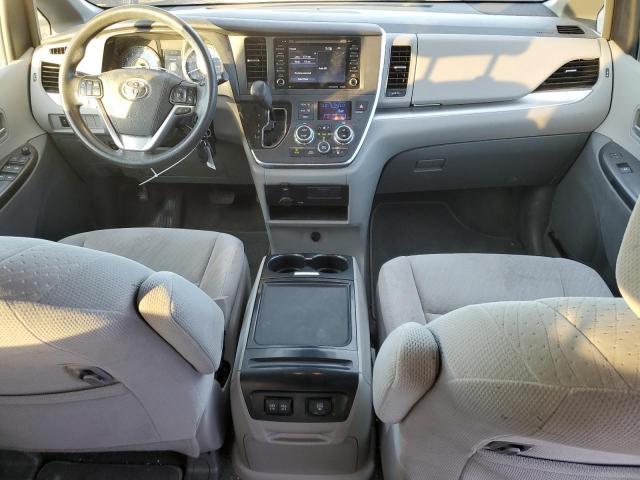 Photo 8 from auction – 2018 TOYOTA SIENNA LE with VIN 5TDKZ3DC3JS953983