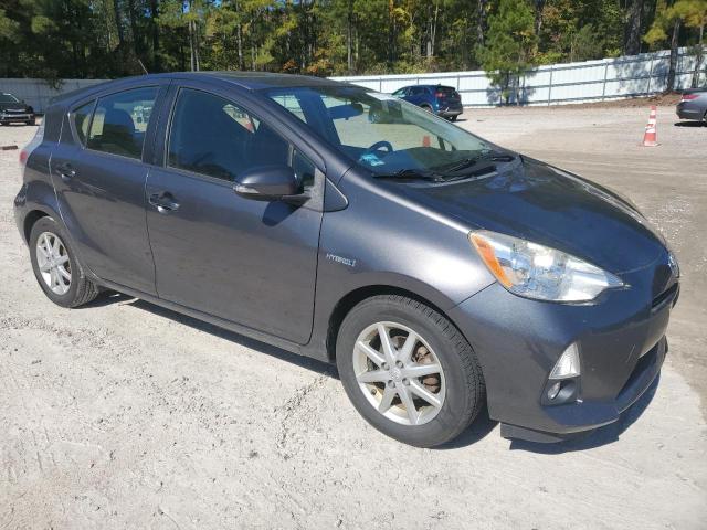 Photo 4 from auction – 2014 TOYOTA PRIUS C with VIN JTDKDTB32E1077279