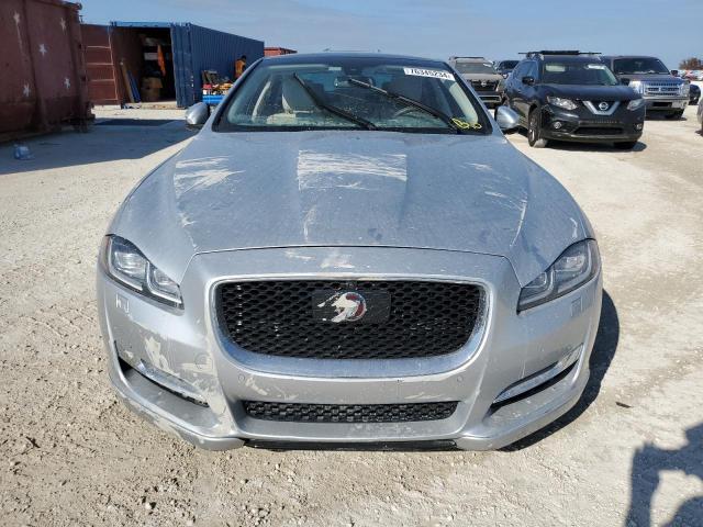 Photo 5 from auction – 2016 JAGUAR XJ with VIN SAJWJ1CD3G8V99940