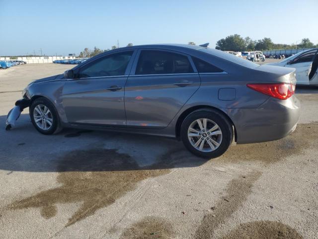 Photo 2 from auction – 2013 HYUNDAI SONATA GLS with VIN 5NPEB4AC8DH670758