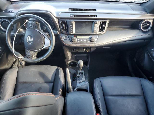 Photo 8 from auction – 2018 TOYOTA RAV4 SE with VIN 2T3JFREV1JW855363