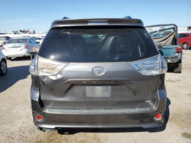 Photo 6 from auction – 2017 TOYOTA SIENNA SE with VIN 5TDXZ3DC4HS899772