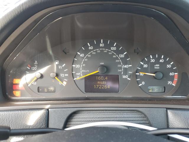 Photo 9 from auction – 2000 MERCEDES-BENZ E 320 4MAT with VIN WDBJF82J4YX039134