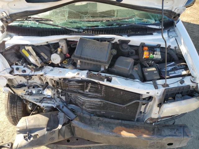 Photo 12 from auction – 2000 CHEVROLET ASTRO with VIN 1GCDM19W3YB172283