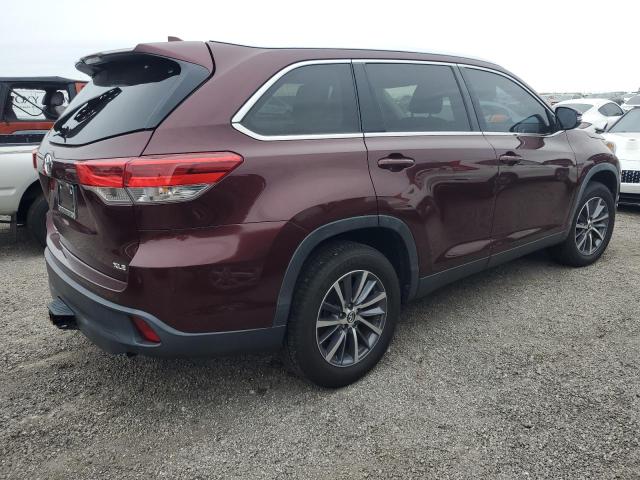 Photo 3 from auction – 2019 TOYOTA HIGHLANDER with VIN 5TDKZRFH3KS346124