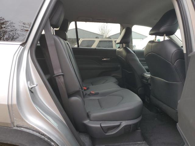Photo 11 from auction – 2024 TOYOTA GRAND HIGH with VIN 5TDAAAB59RS014733