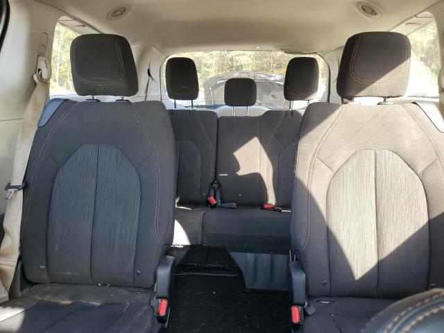 Photo 10 from auction – 2017 CHRYSLER PACIFICA T with VIN 2C4RC1DG5HR502483