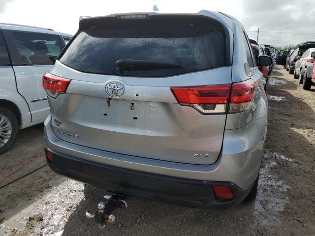 Photo 6 from auction – 2019 TOYOTA HIGHLANDER with VIN 5TDKZRFH3KS565598
