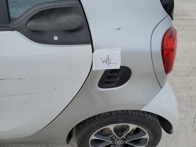 Foto 12 de la subasta – 2016 SMART FORTWO con VIN WMEFJ5DA5GK046706