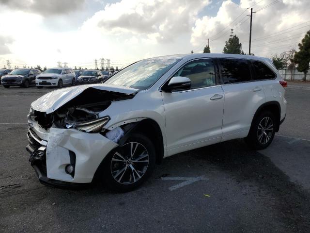 TOYOTA HIGHLANDER 2018 with VIN 5TDBZRFH3JS489654 - Photo from auction