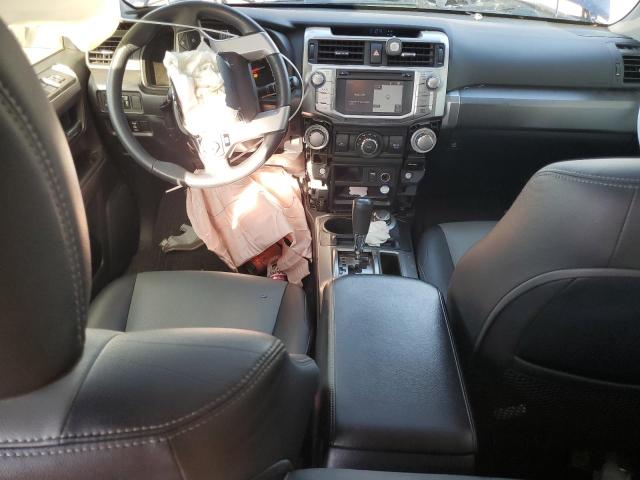 Photo 8 from auction – 2018 TOYOTA 4RUNNER SR with VIN JTEBU5JR1J5499480