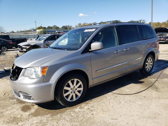 CHRYSLER TOWN & COU 2015 with VIN 2C4RC1BG7FR553273 - Photo from auction