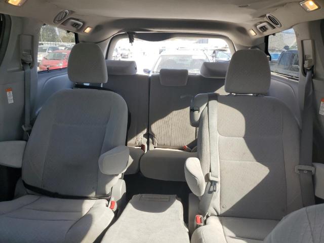 Photo 10 from auction – 2017 TOYOTA SIENNA LE with VIN 5TDKZ3DC9HS801832