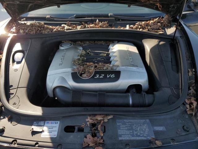 Photo 12 from auction – 2004 PORSCHE CAYENNE with VIN WP1AA29P24LA23649