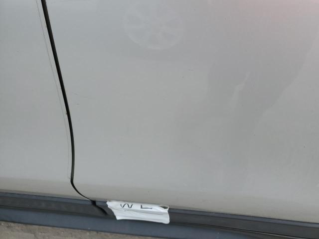 Photo 13 from auction – 2019 NISSAN ROGUE S with VIN 5N1AT2MT6KC832919