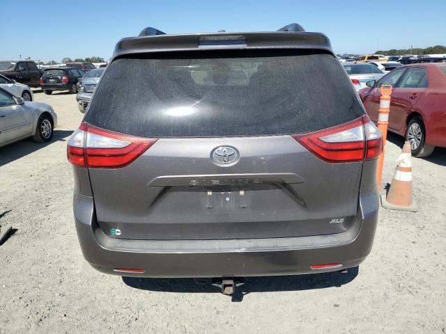 Photo 6 from auction – 2015 TOYOTA SIENNA XLE with VIN 5TDYK3DC6FS643140