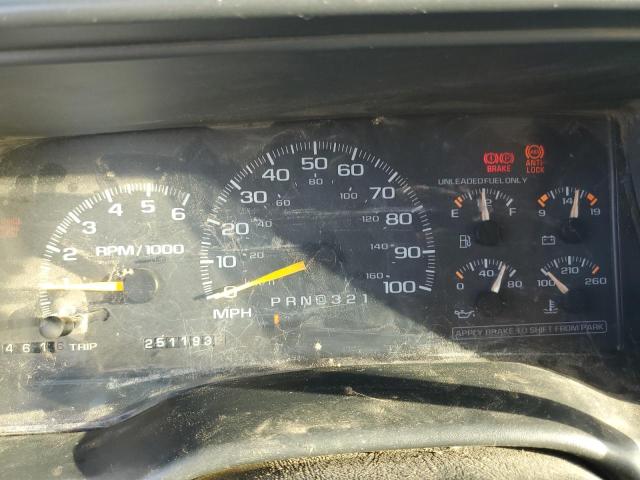 Photo 9 from auction – 1997 GMC YUKON with VIN 1GKEK13R4VJ752757