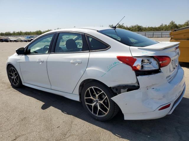 Photo 2 from auction – 2015 FORD FOCUS SE with VIN 1FADP3F22FL375621