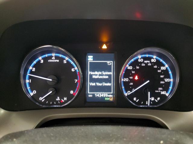 Photo 9 from auction – 2017 TOYOTA RAV4 LIMIT with VIN 2T3DFREV2HW549876