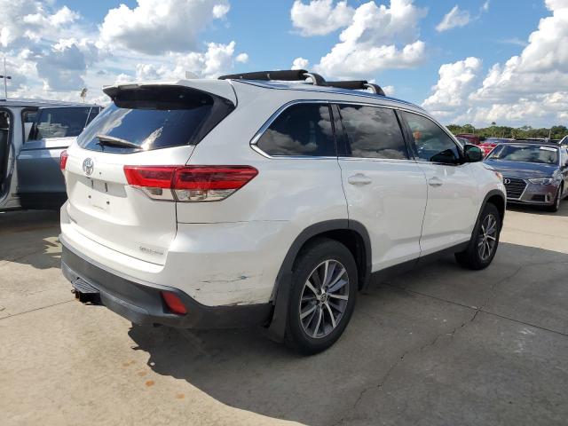 Photo 3 from auction – 2019 TOYOTA HIGHLANDER with VIN 5TDJZRFH7KS627872