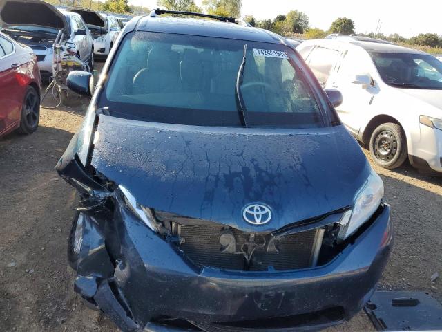 Photo 5 from auction – 2011 TOYOTA SIENNA XLE with VIN 5TDYK3DC1BS104449