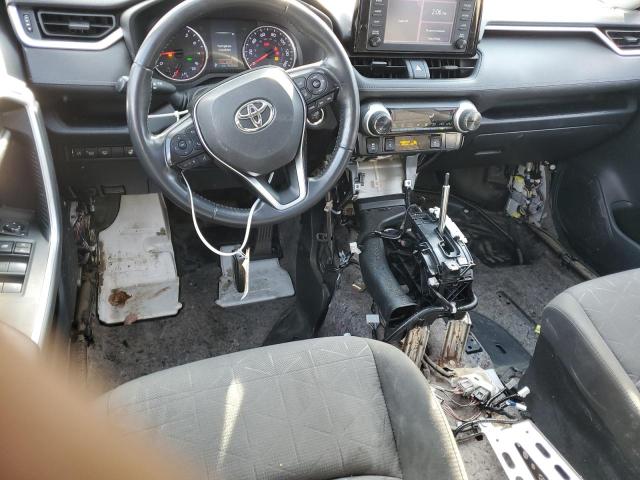 Photo 8 from auction – 2019 TOYOTA RAV4 XLE with VIN JTMP1RFV9KD034288