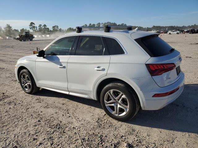 Photo 2 from auction – 2019 AUDI Q5 PREMIUM with VIN WA1ANAFY8K2118596